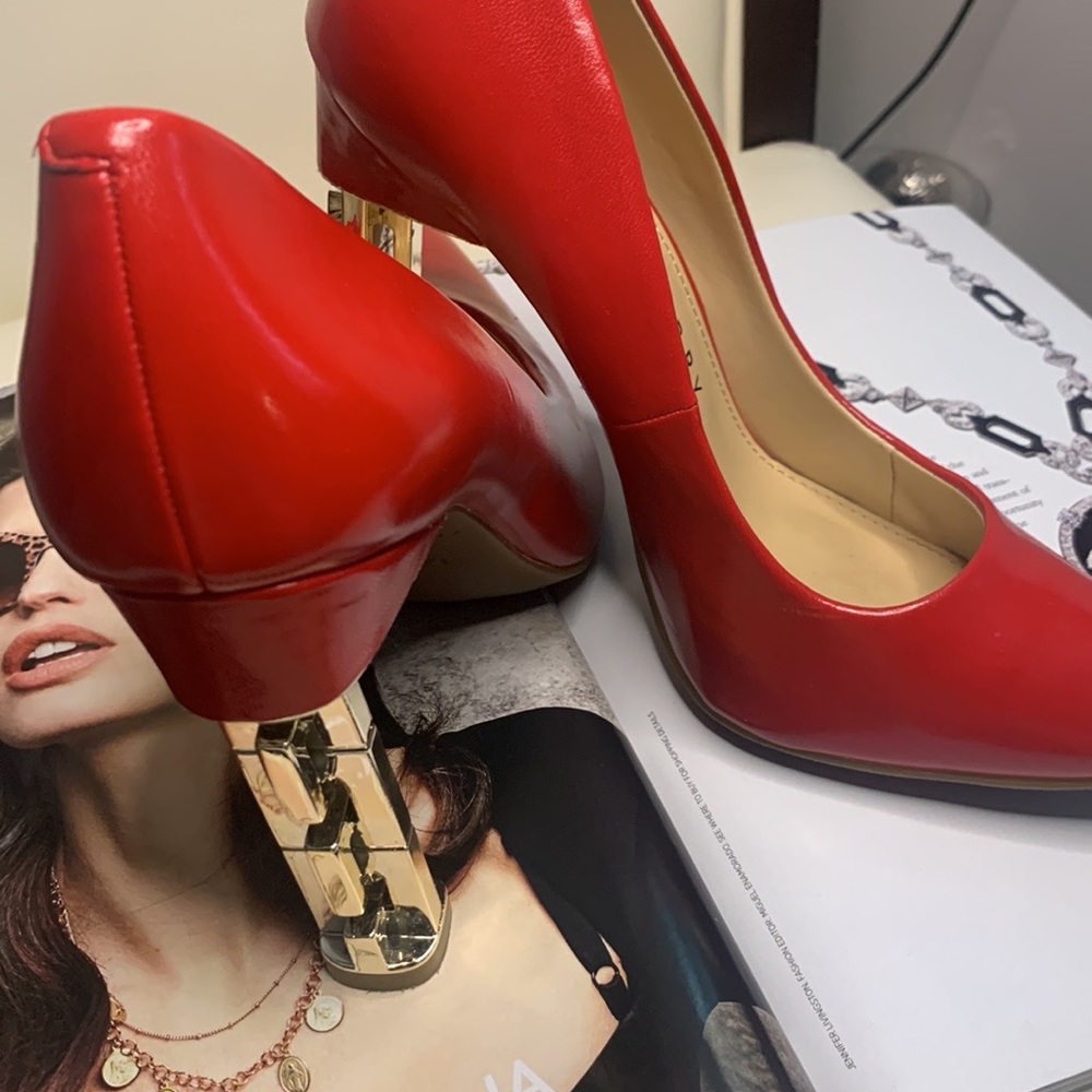 Katy-Perry-Collection-The-Suzzie-Red-Chain-Heel-PumpWomens-size-7